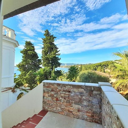 Villa-Chateau Les Terrasses - Tamaris, Plage Des Sablettes, Mer Au Bas De La Propriete La Seyne-sur-Mer Exterior photo
